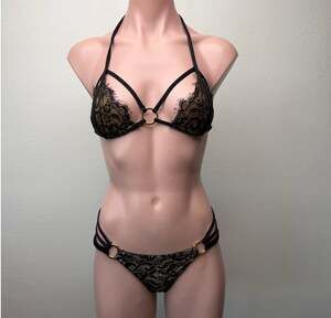 Beach Bunny Gunpowder Lace Black Gold Triangle Bikini Set Women’s US S
